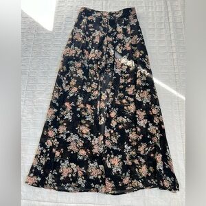 LEITH Maxi Dress Skort Roses Floral Side Slit Rear Zipper Closure Size Small